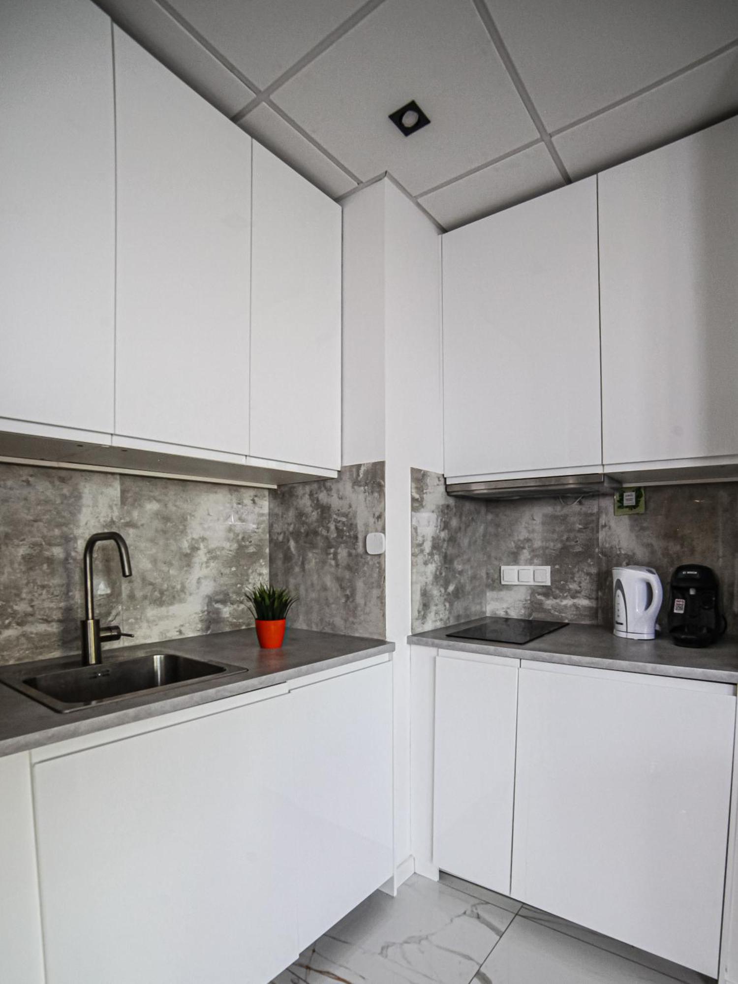Big City Life Apartments - Bliska Wola Tower A وارسو المظهر الخارجي الصورة
